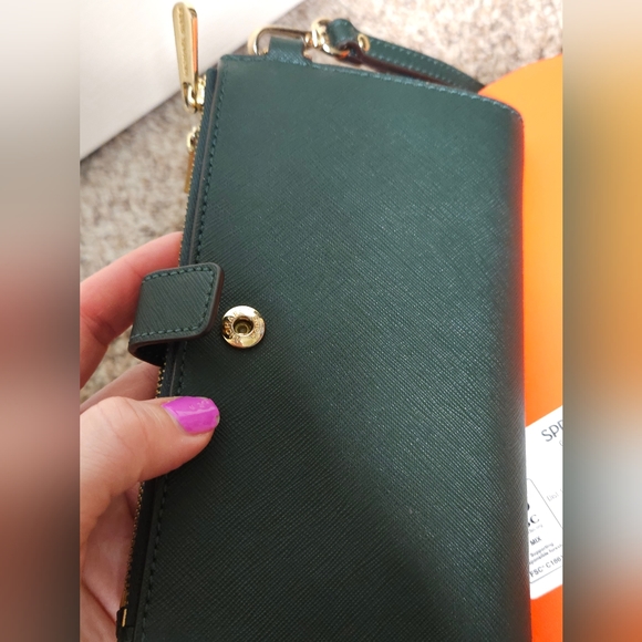 LIKE NEW Michael Kors Jet Set Racing Green Double Zip Saffiano Leather Wristlet - Picture 6 of 13